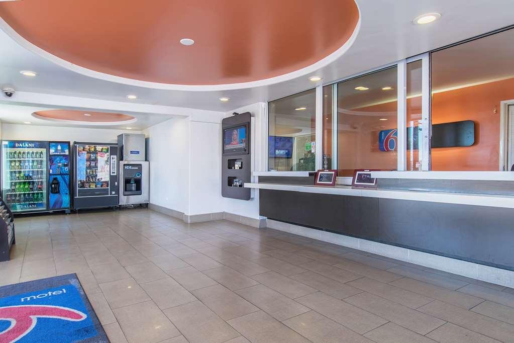 Studio 6 Victorville - Apple Valley 内观 照片